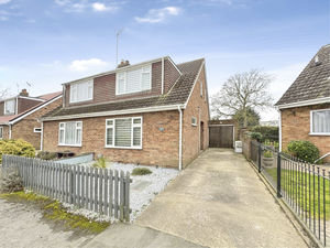 WINDSOR COURT- click for photo gallery